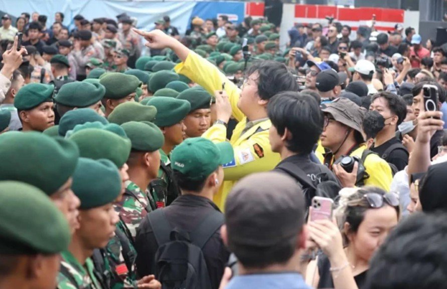 TB Hasanuddin Soroti Pelibatan Komcad dalam Pengamanan Demo Mahasiswa