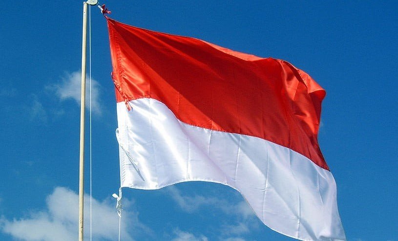 Mensesneg Ingatkan Nasionalisme dan Kesakralan Bendera Merah Putih di Fenomena Bendera One Piece