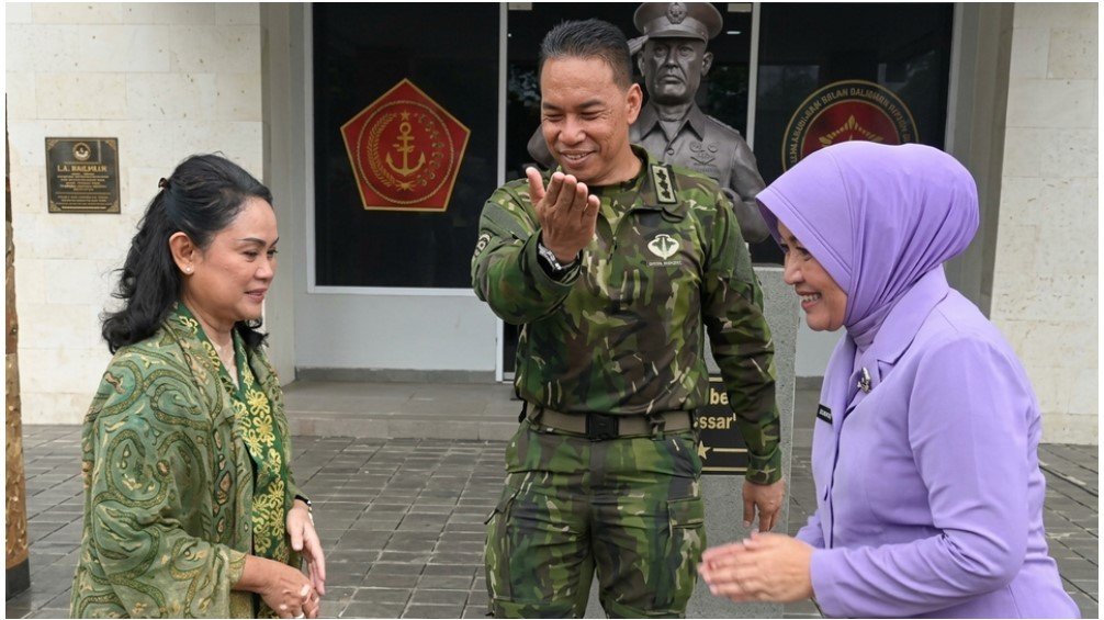 TNI-Polri, BIN, dan Warga Bersatu Bantu Pasokan Darah di Papua, Sinergi Kemanusiaan Diperkuat