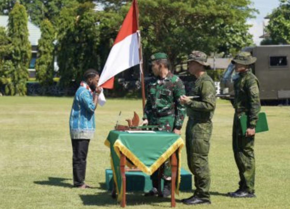 37 Anggota OPM Kodap IV Sorong Raya Kembali ke NKRI, Serahkan Senjata dan Ikrar Setia