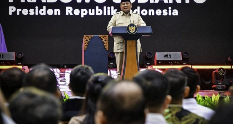 Prabowo Soroti Kerugian Rp100 Triliun Akibat Kecurangan Distribusi Pangan