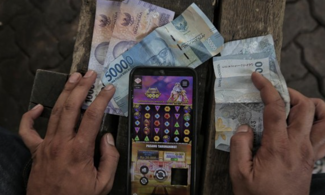 Sudah Diblokir Jutaan Kali, Kok Judi Online Masih Marak? Komdigi Ungkap Penyebabnya