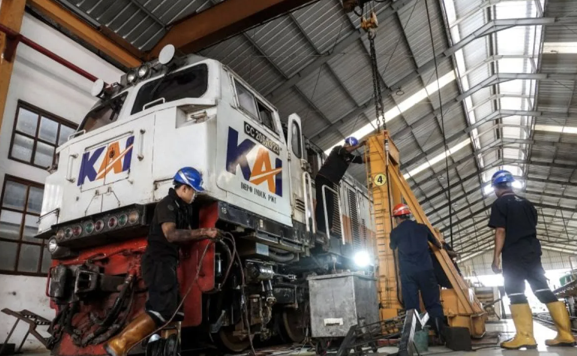 Ekspansi Kereta di Sumatera dan Kalimantan, KAI Dorong Perkembangan Ekonomi Daerah