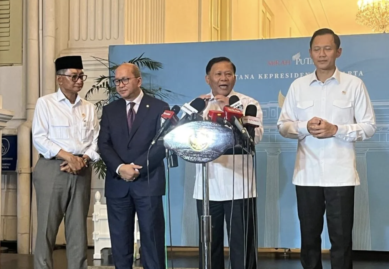 Wamen KKP Ungkap Proyek Tanggul Laut Raksasa Pantura Dibagi 15 Segmen