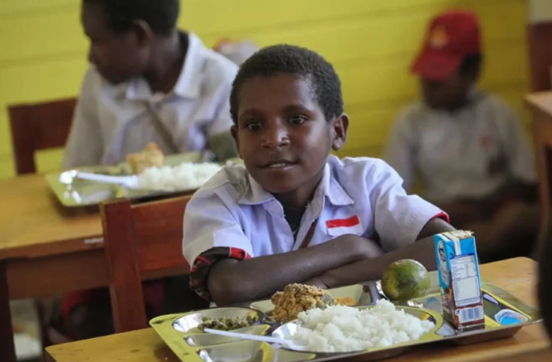 Ketua Forum Komunikasi Mahasiswa Papua Dukung Program MBG Perkuat Masa Depan Generasi Muda