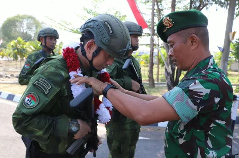 Usai Jalankan Misi di Papua, Tiga Prajurit Brigif 6 Disambut Penuh Kehormatan