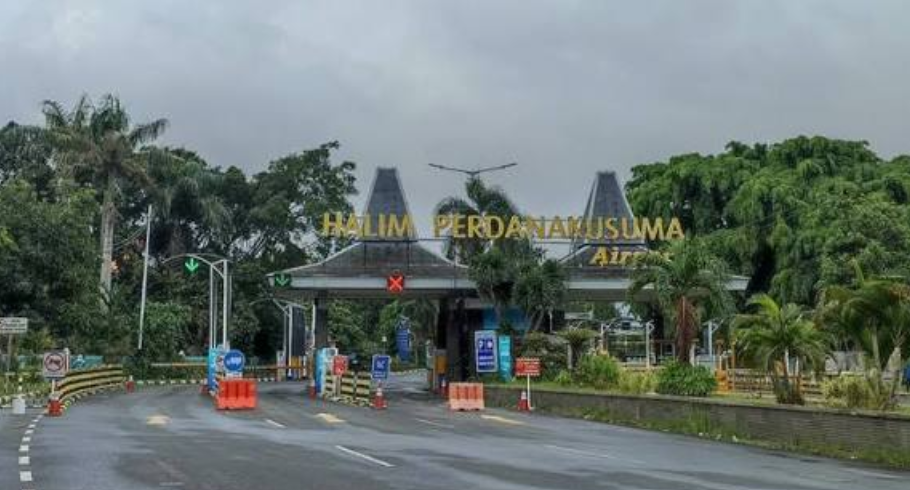 Abu Anak Krakatau Ganggu Penerbangan, Otoritas Bergerak Cepat Amankan Operasional Halim