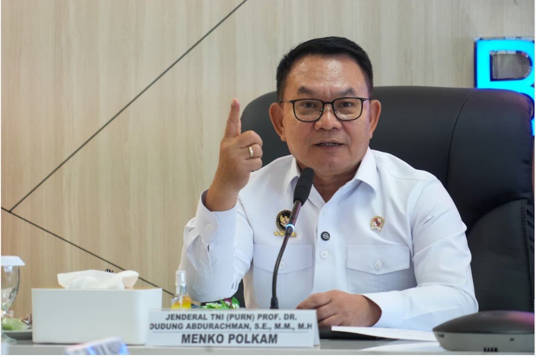 Pemerintah Perkuat Sinergi TNI-Polri dan Pemda untuk Percepat Penanganan Karhutla