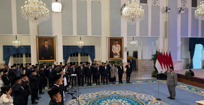 Prabowo Resmi Lantik 25 Pejabat Baru di Istana Negara