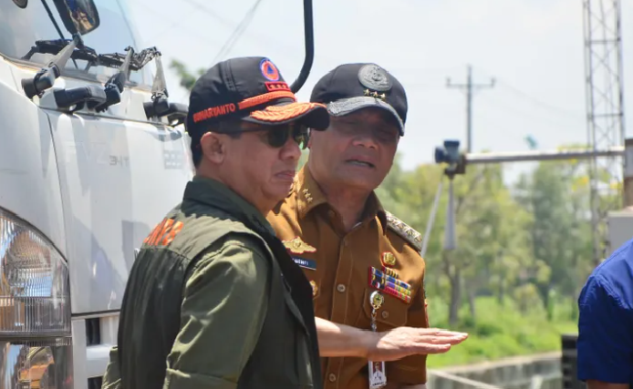 Banjir Semarang Mulai Surut, Ahmad Luthfi Perintahkan Penanganan Sampai Tuntas