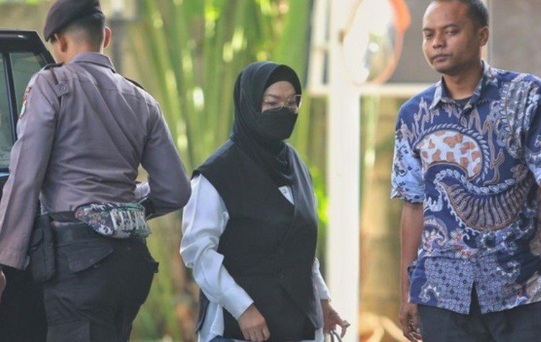Terjaring Operasi Tangkap Tangan, Bupati Sukoharjo Tiba di Gedung Merah Putih KPK