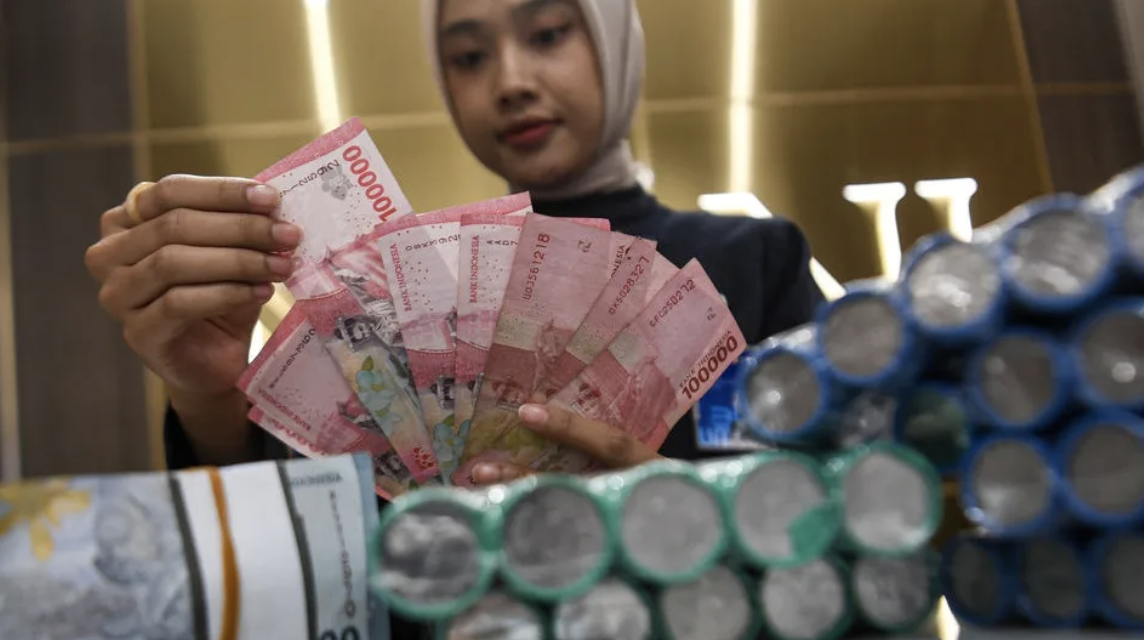 Nilai Tukar Rupiah Bergejolak, Menkeu Tegaskan Kondisi Ekonomi RI Aman