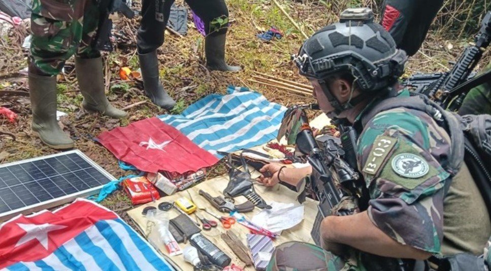 Dua Pentolan Kelompok Manfred Fatem Tewas, TNI Lanjutkan Pengejaran di Maybrat