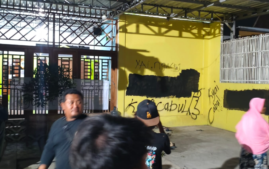 Warga Segel Ponpes di Pati, Desak Dugaan Pencabulan Santriwati Diusut
