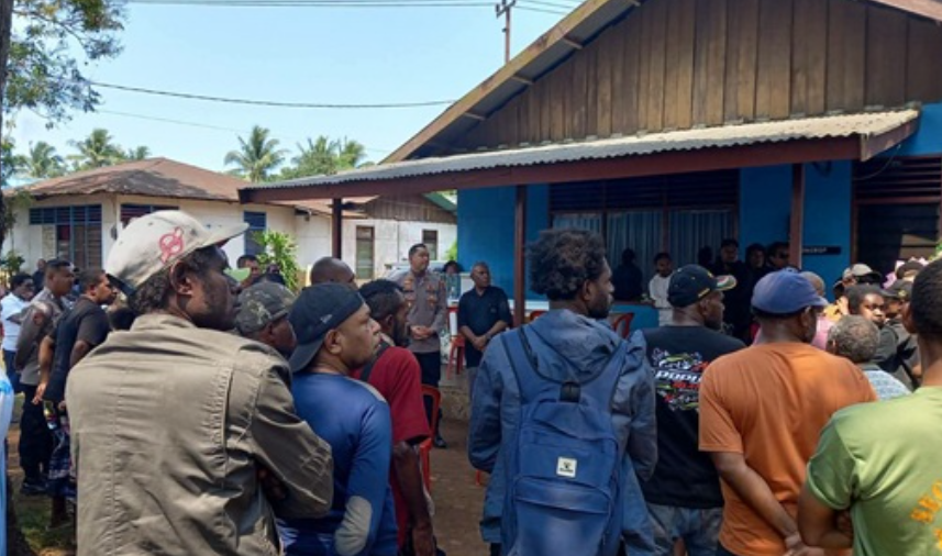 Kapolres Merauke Datangi Rumah Duka Korban yang Diduga Dianiaya Oknum Polisi