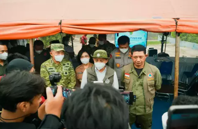 Menhut Raja Juli Cabut Izin 5 Perusahaan terkait Karhutla Kalimantan