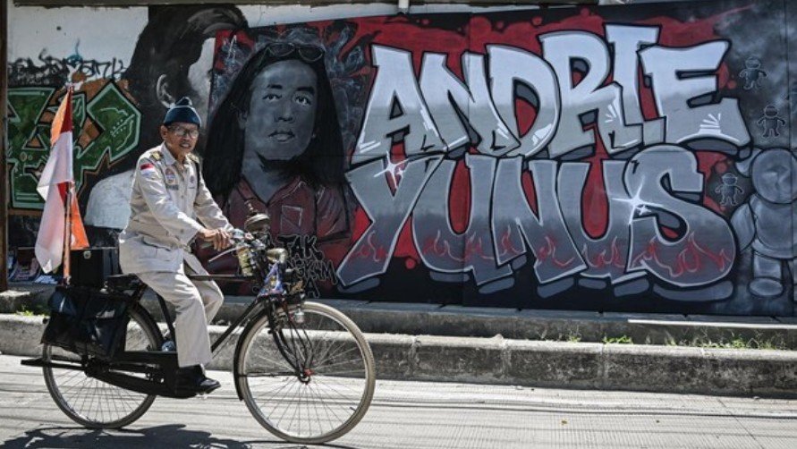 DPR Jelaskan Alasan Kasus Andrie Yunus Tetap Disidangkan di Peradilan Militer