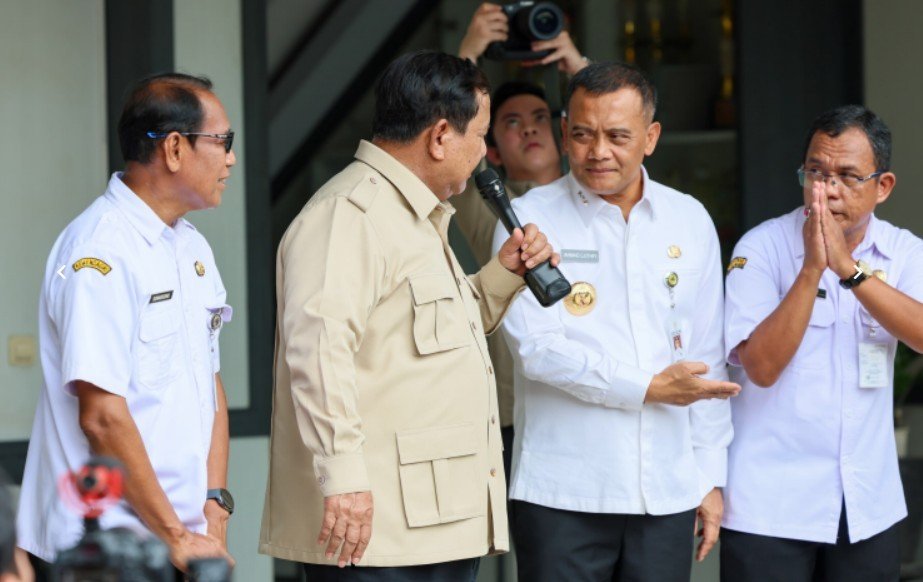 Presiden Tinjau MBG dan Revitalisasi Sekolah di Cilacap, Siswa Sambut Positif