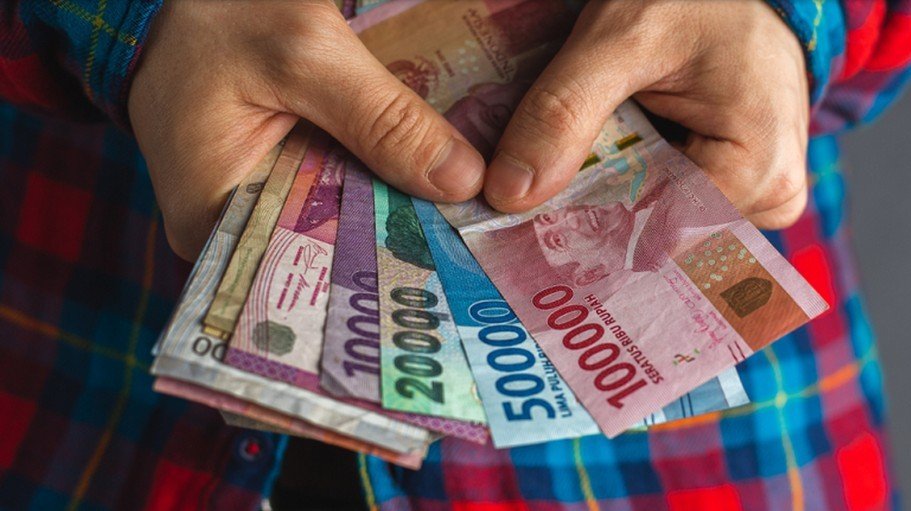 Rupiah di Zona Waspada, Ekonom: Pasar Sedang Uji Kredibilitas Pemerintah