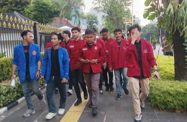 Mahasiswa Tuntut BEM UBK Mundur Usai Diduga Terima Uang dari Gibran