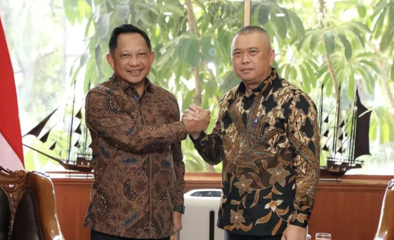 Mendagri dan Menhub Bahas Kesiapan Transportasi dan Inflasi Jelang Nataru 2025/2026