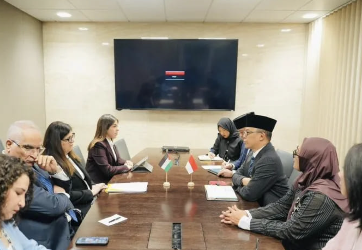 Menlu Sugiono Tegaskan Komitmen Indonesia Dukung Palestina dan Solusi Dua Negara