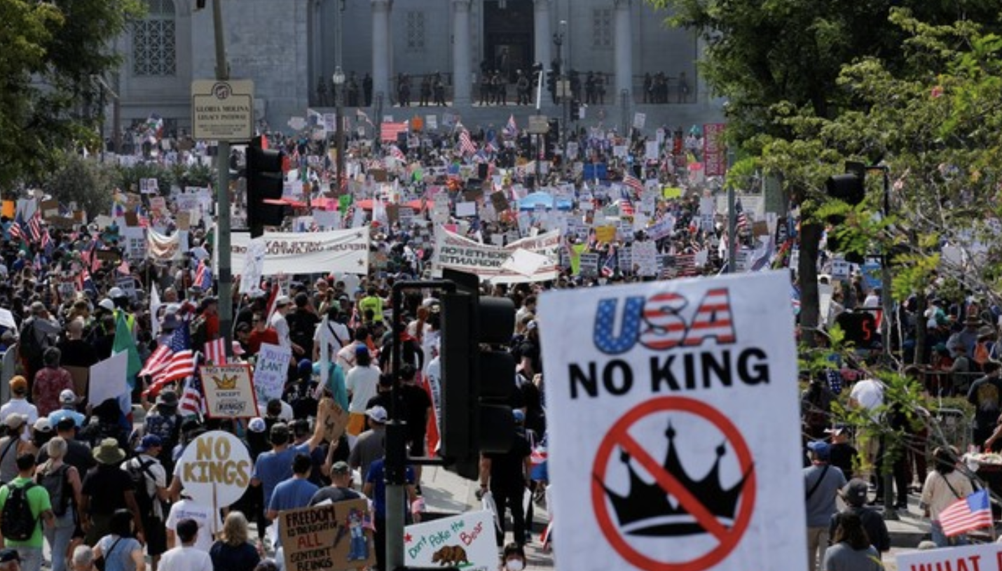 Massa Demonstrasi No Kings Padati Kota-Kota Besar AS, Kritik Kebijakan Trump dan Perang Iran