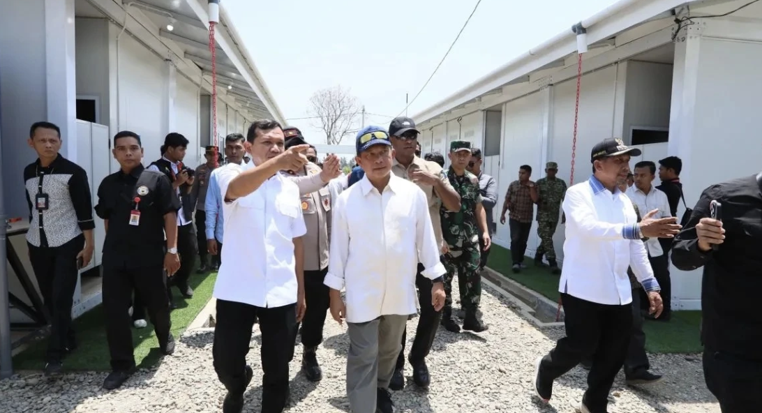 Menjelang Lebaran, Pemerintah Pastikan Pengungsi Banjir Aceh Tempati Huntara