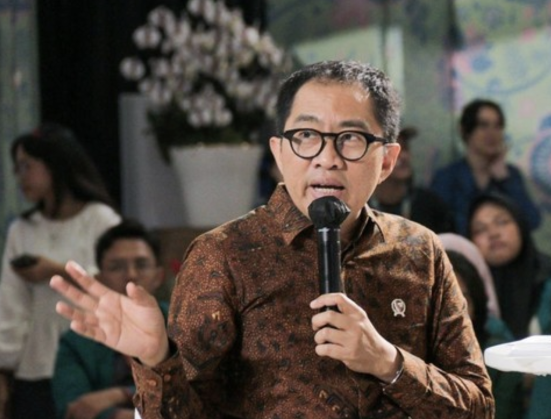 Pemerintah Pastikan Pasokan Bahan Baku Plastik Tetap Aman di Tengah Krisis Global