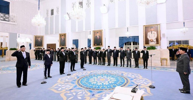 Reshuffle Kabinet Merah Putih: Dari Sri Mulyani Hingga Budi Arie Tergeser
