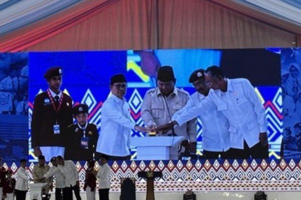Prabowo Resmikan 166 Sekolah Rakyat, Perluas Akses Pendidikan hingga Pelosok